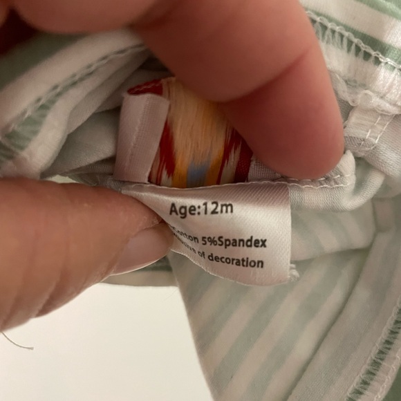 Abby & Evie baby boy sage stripe romper with Easter bunny on pocket 12 months - Picture 5 of 6